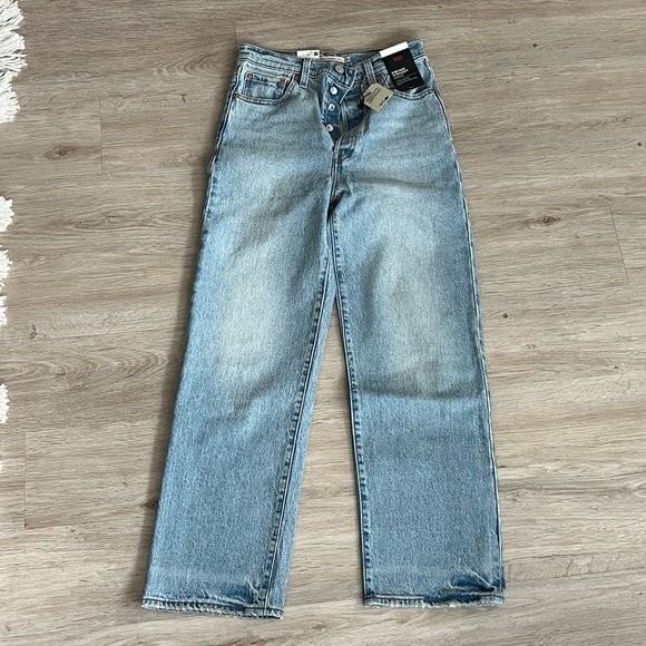 Levi’s Ribcage Straight Ankle, in Let’s Share, size 26 x 27, NWT - Picture 8 of 11